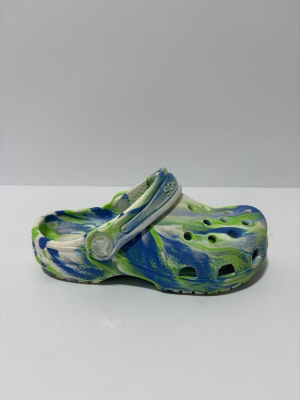 Crocs Kids’ Classic Marbled Tie Dye Clogs, Size 11C